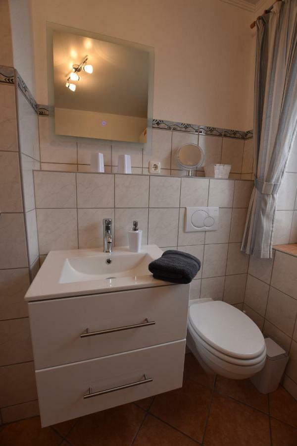 בוסום Ferienwohnung Haus Moewe מראה חיצוני תמונה